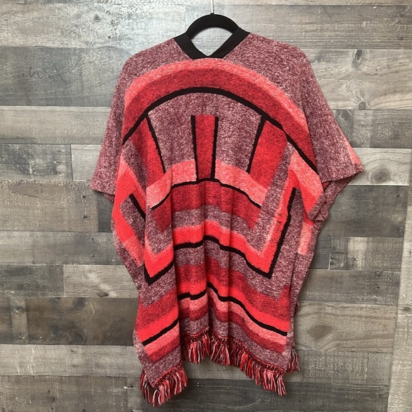 Cozy Reds with Black Zozo Poncho - Picture 4 of 5